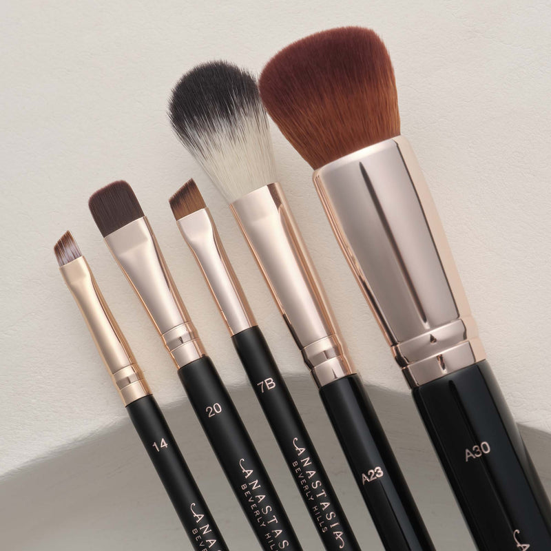 A30 Pro Brush - Domed Kabuki Brush