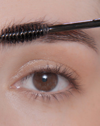 Tamed Brows Using Clear Brow Gel