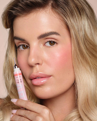 HOW TO APPLY: BLURRING SERUM BLUSH IN PEACH